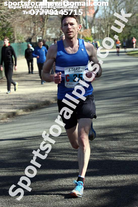 Senior mens Northern 12 Stage Road Relay Champs., Birkenhead Park. Photo: David T. Hewitson/Sports for All Pics